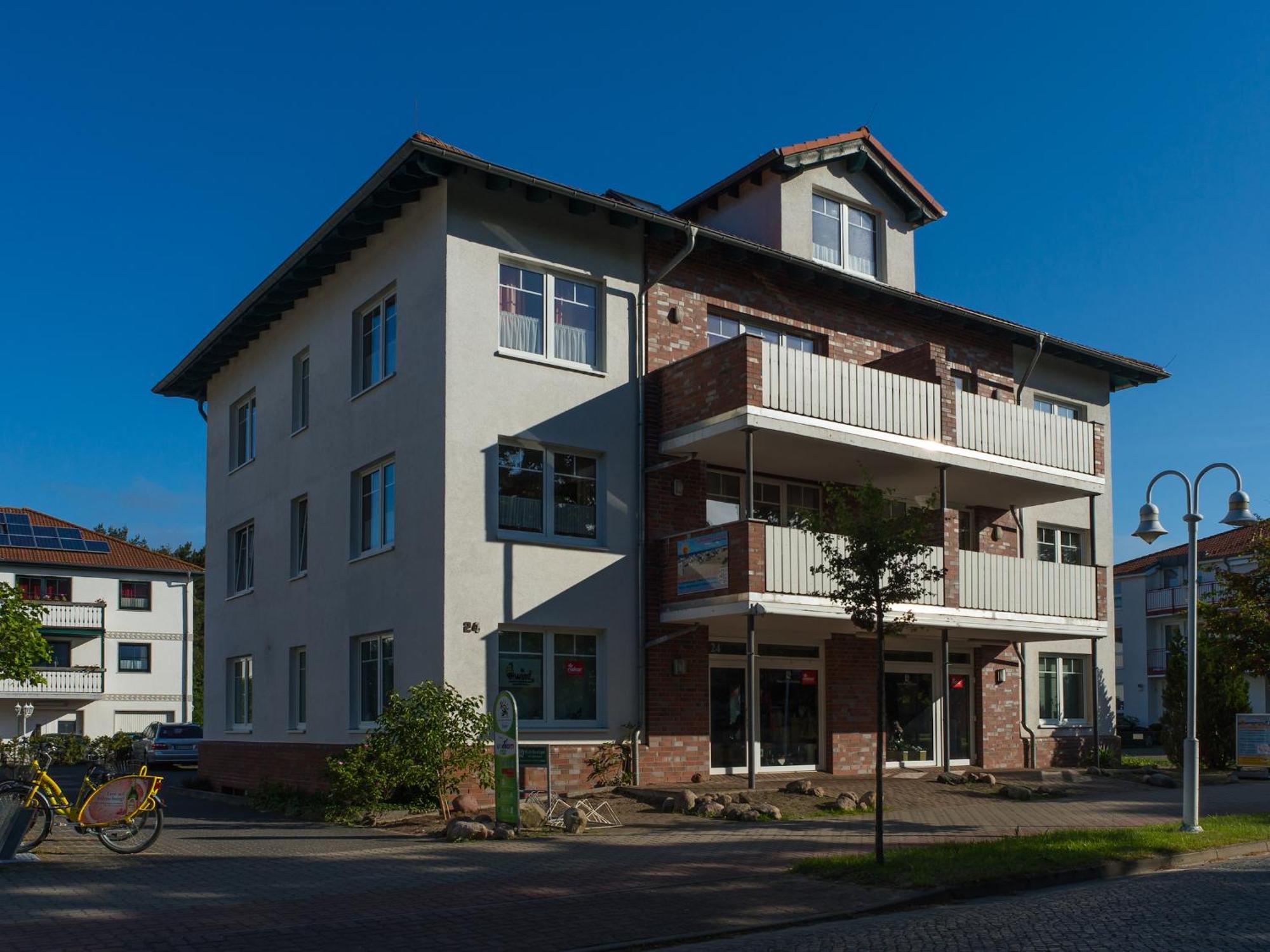 - Strandstr. 24 Karlshagen